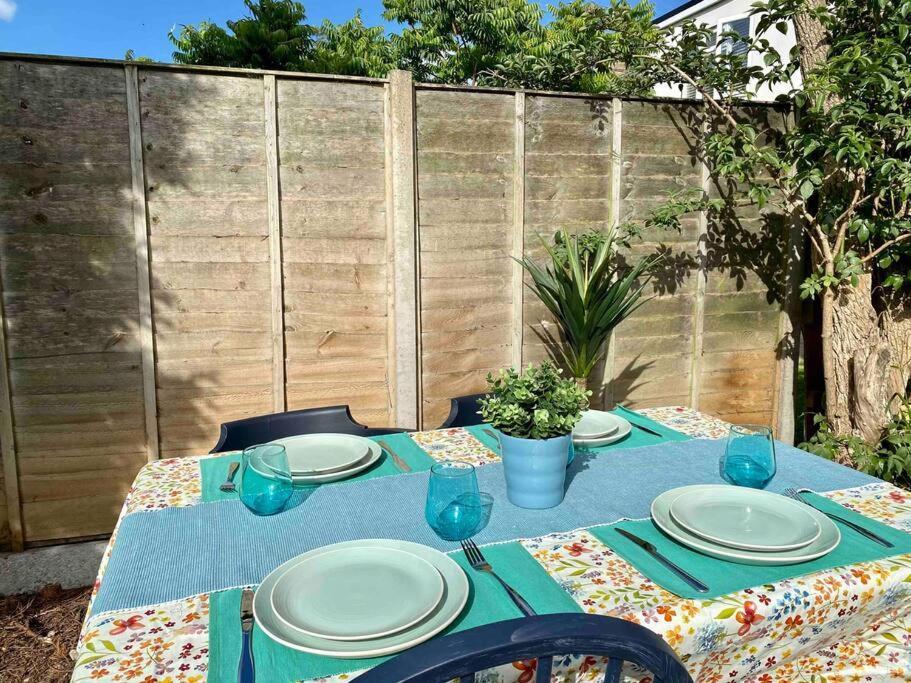 Beach Home With Garden, Close To New Forest Bournemouth Exteriér fotografie